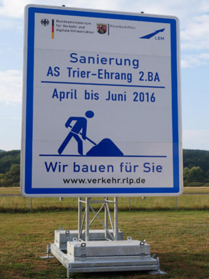 Wöffler Verkehrstechnik - Informationsschilder