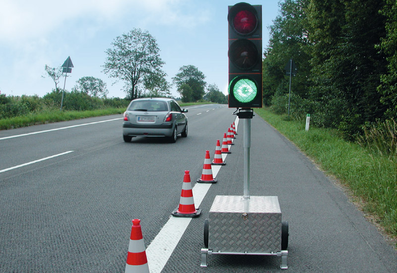 Wöffler Verkehrstechnik - Ampelanlage quarzgesteuert