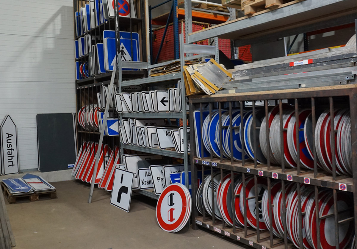 Wöffler Verkehrstechnik - Schildervermietung Galerie 4